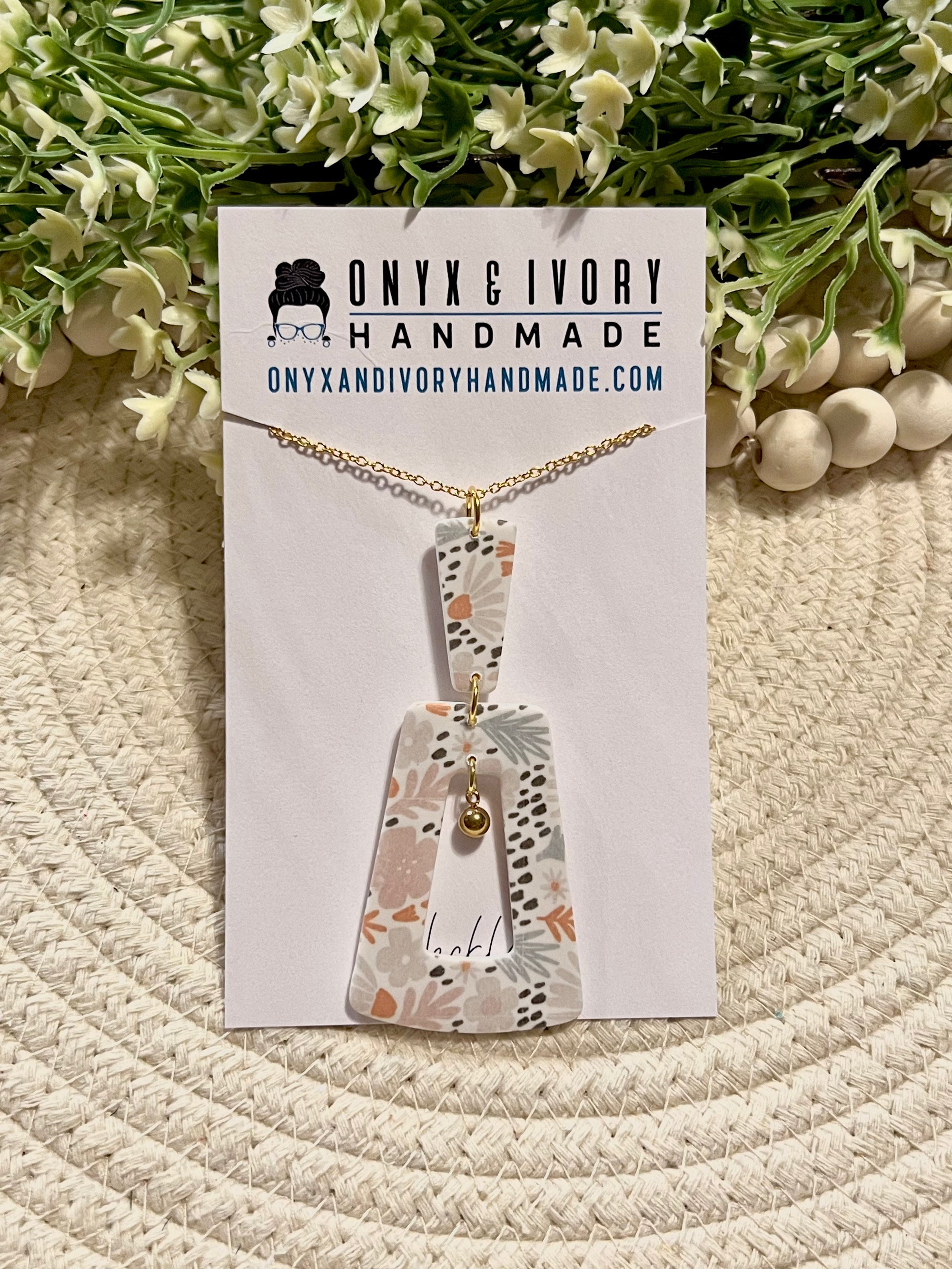 Spotted Floral Daphne Pendant Necklace