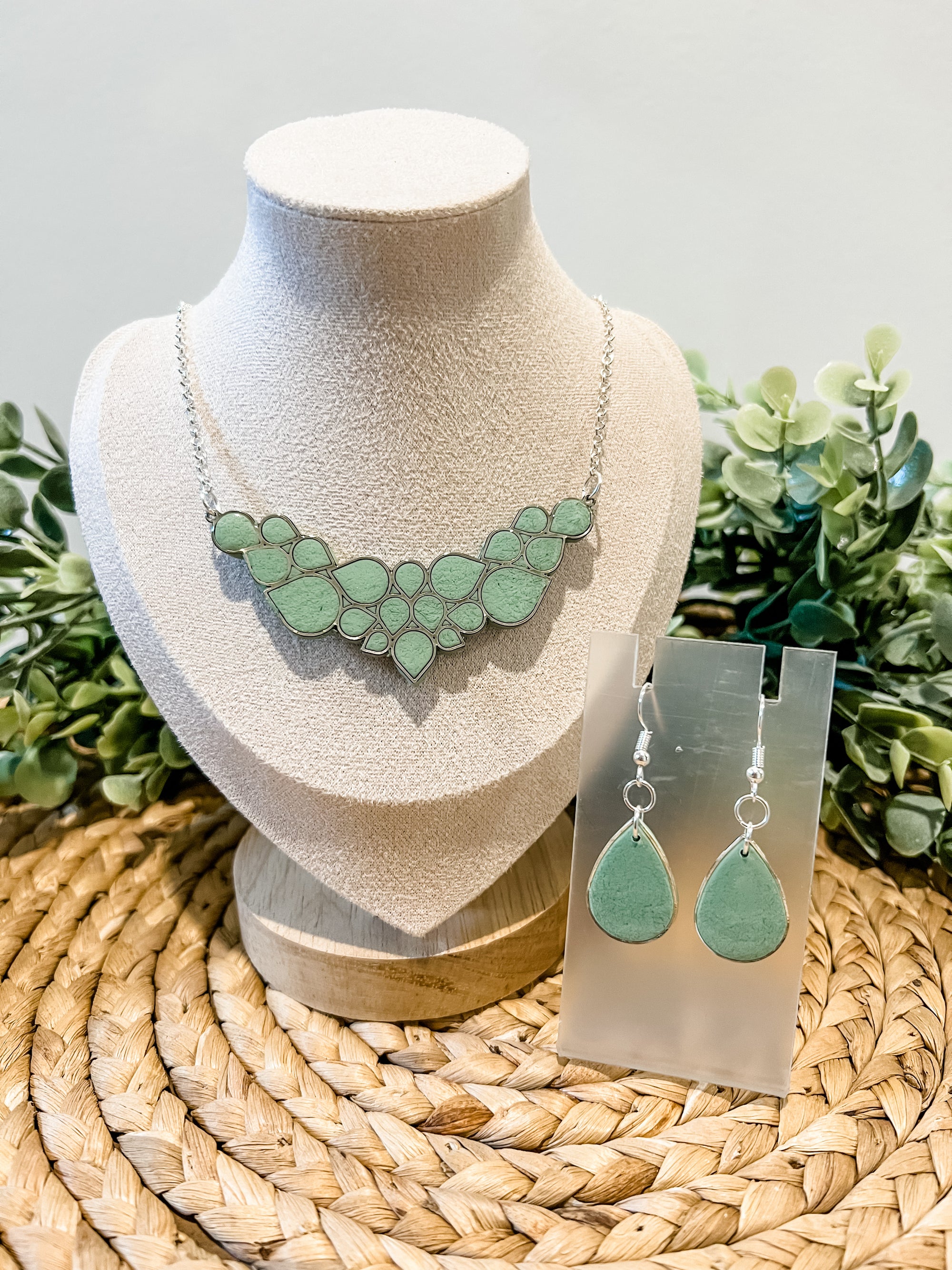Eucalyptus Statement Necklace & Earring Set
