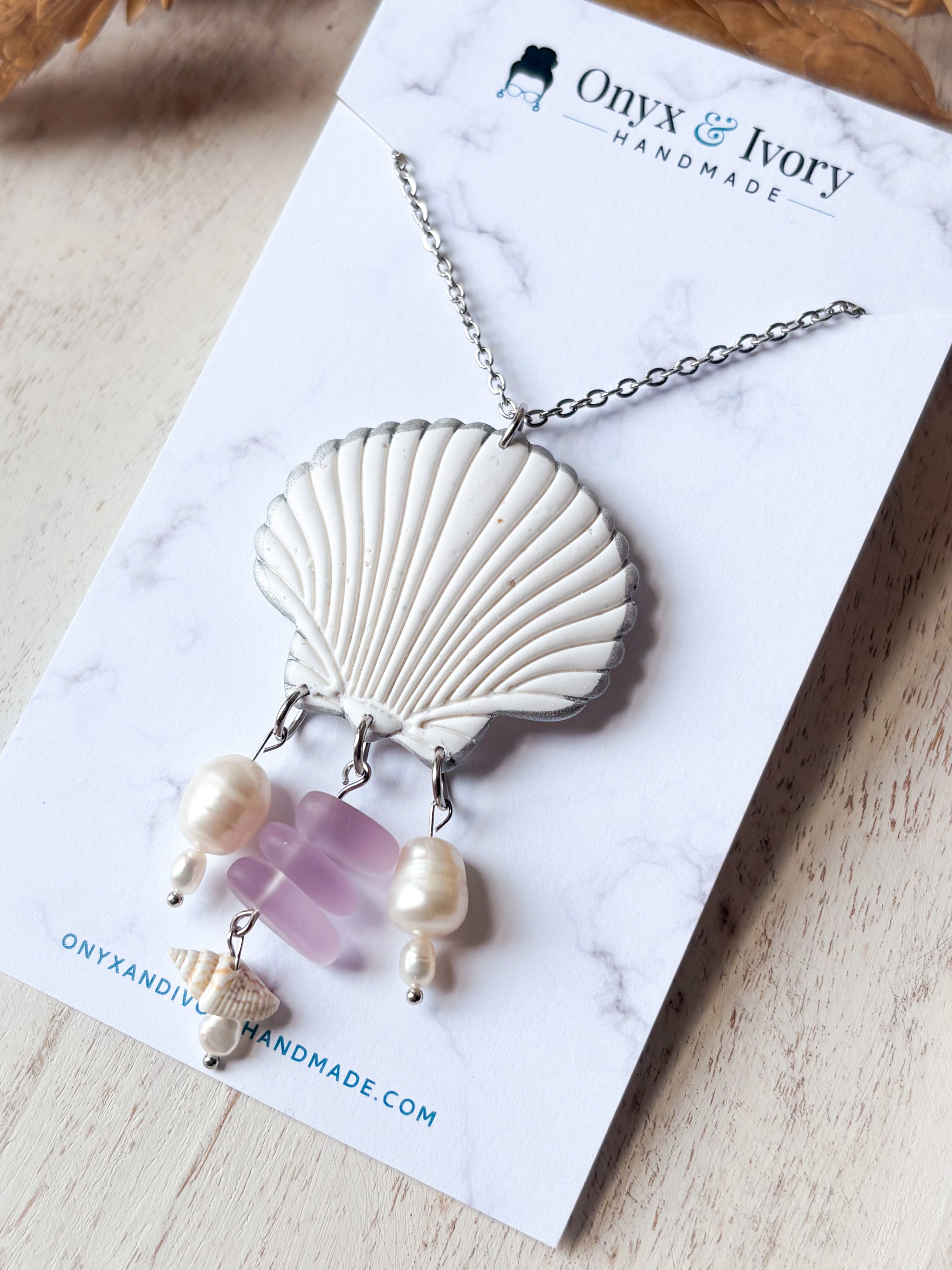 Siren Pendant Necklace (silver)