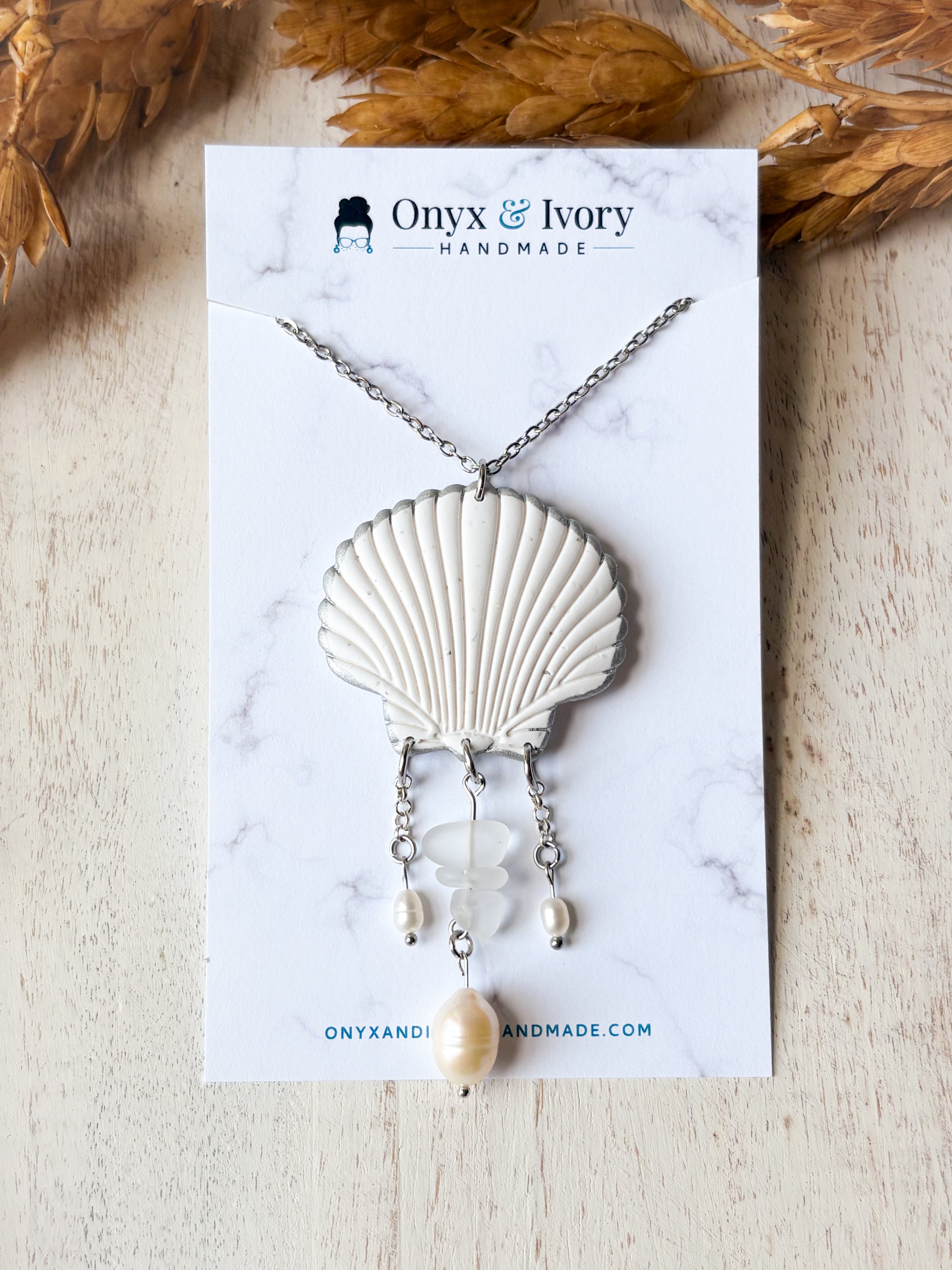 Siren Pendant Necklace (silver)