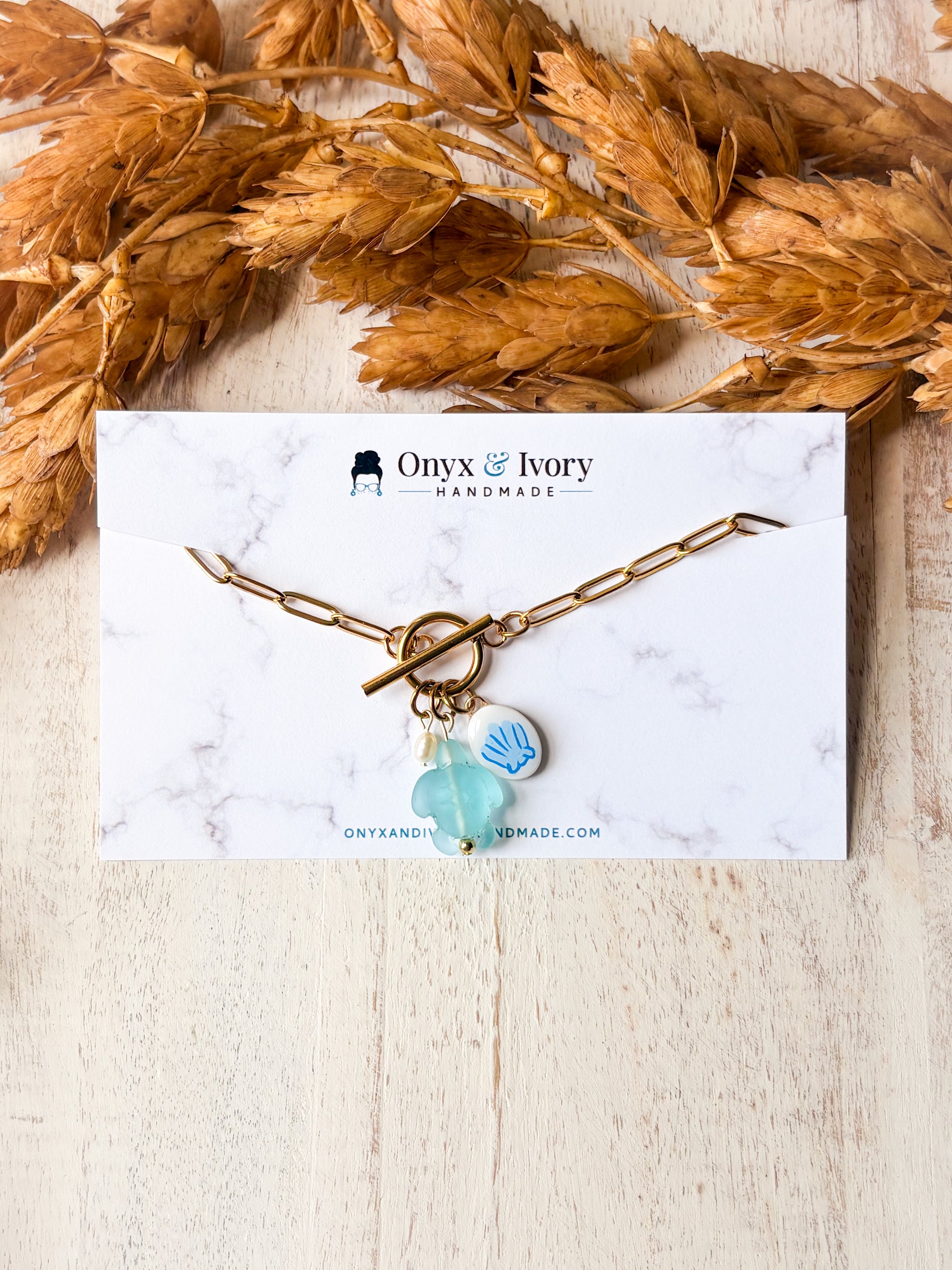 Turtle Charm Necklace (gold)