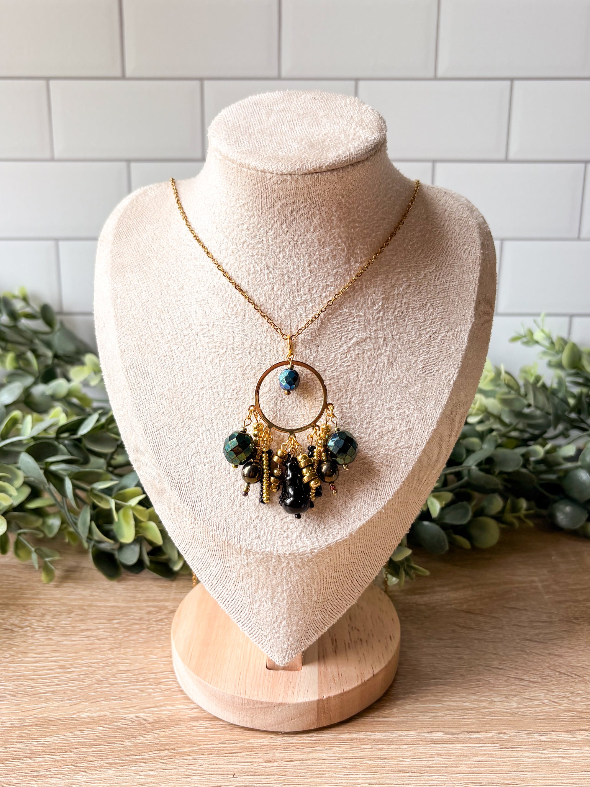Glam Girl Beaded Pendant Necklace