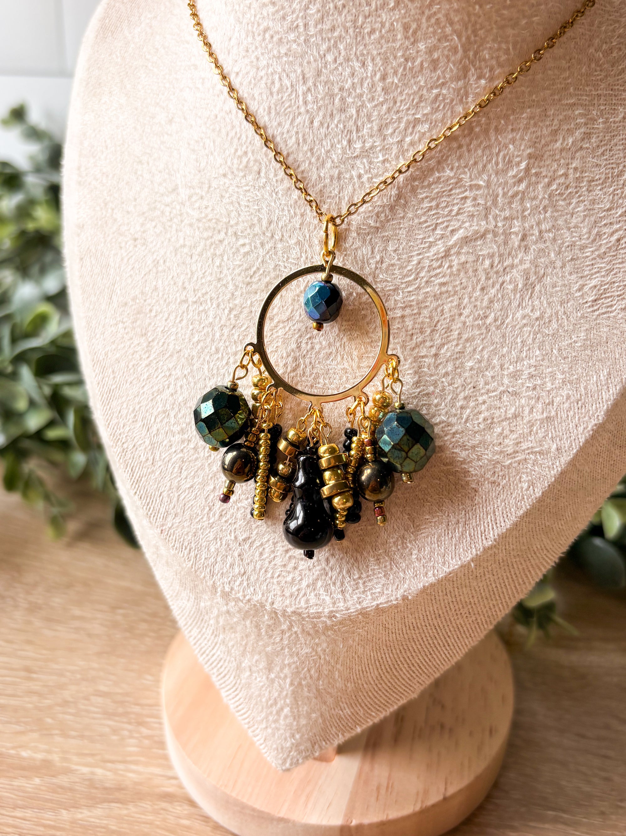 Glam Girl Beaded Pendant Necklace