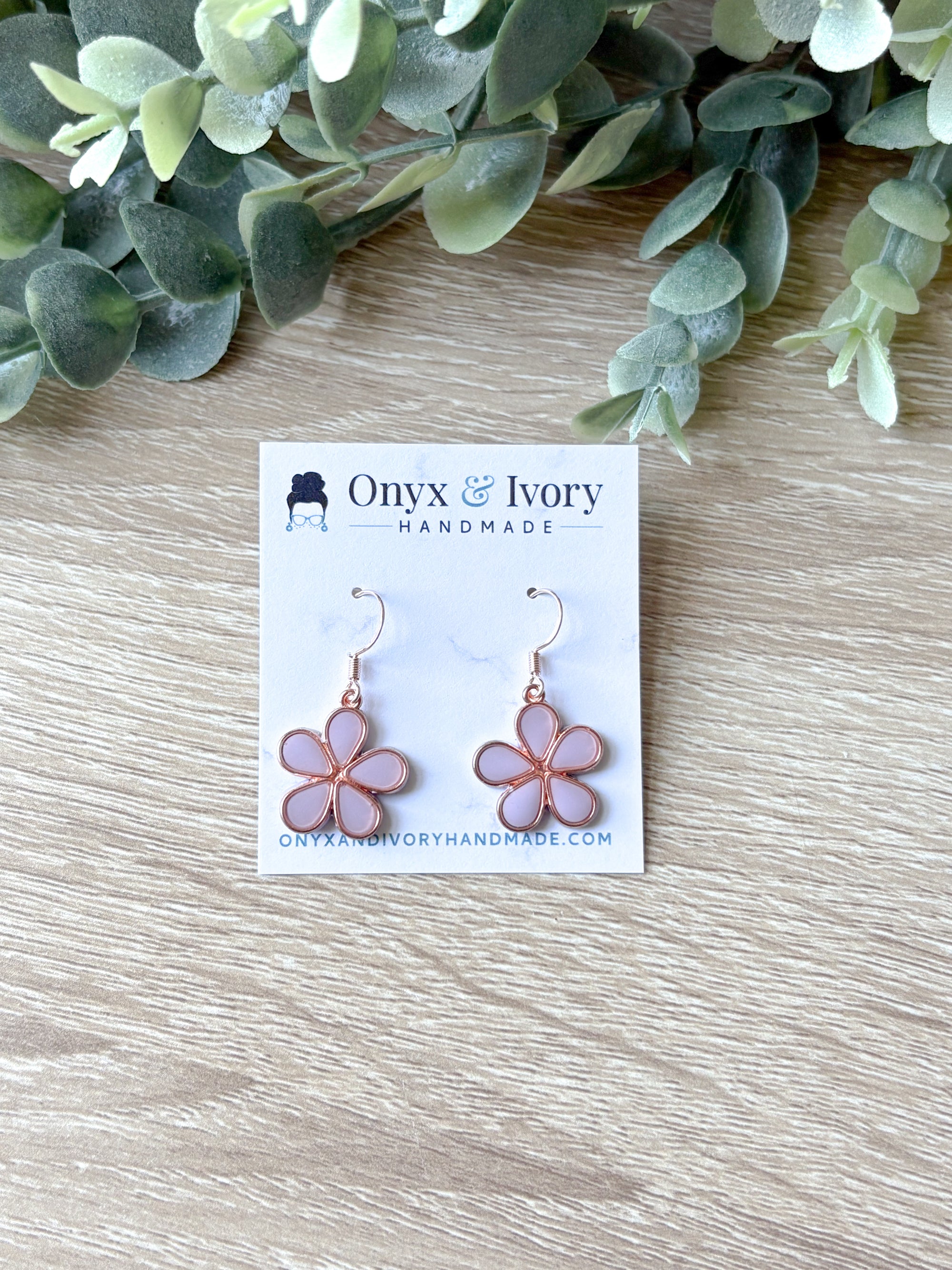 Rose Gold Dainty Daisy Dangle